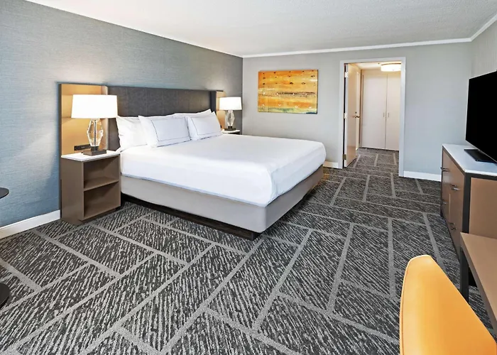 Doubletree By Hilton - Warren Place 4*