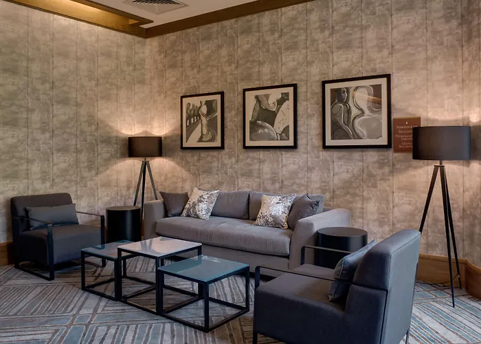 Doubletree By Hilton - Warren Place 4*