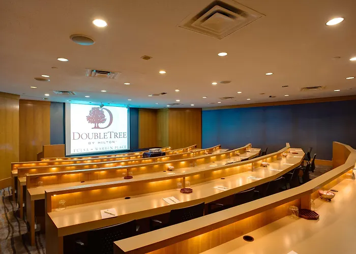 Doubletree By Hilton - Warren Place Hotel
