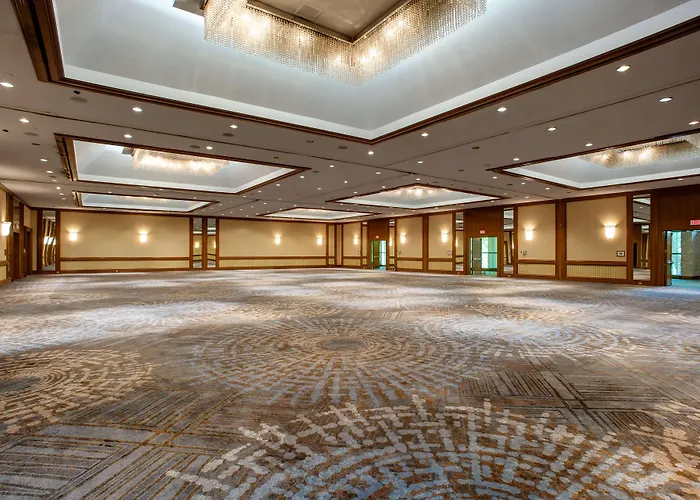 Doubletree By Hilton - Warren Place