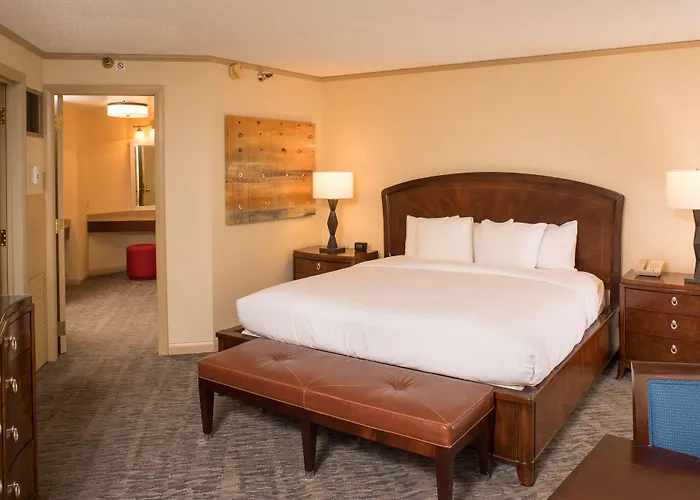 Doubletree By Hilton - Warren Place Tulsa