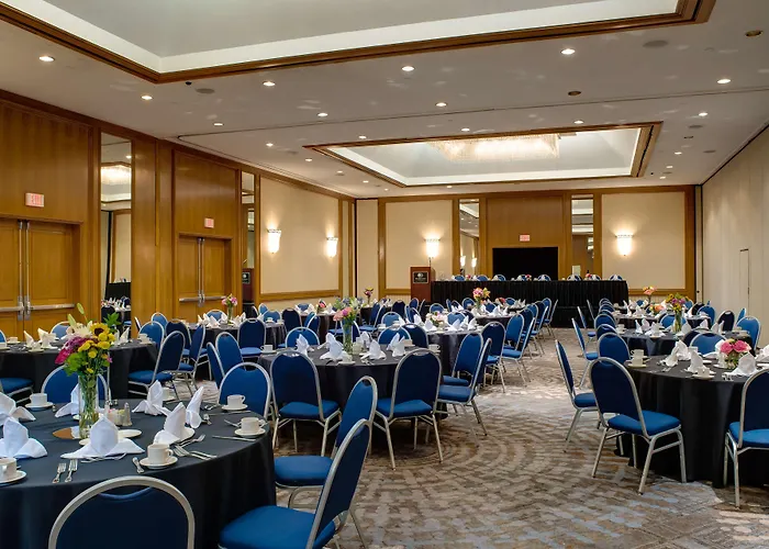 Doubletree By Hilton - Warren Place 4*