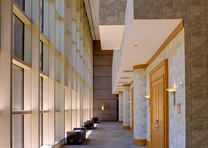 Doubletree By Hilton - Warren Place 4*